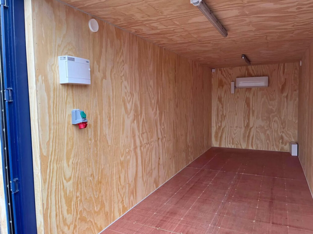 20ft Insulated Shipping Container with Air Conditioning in Australia