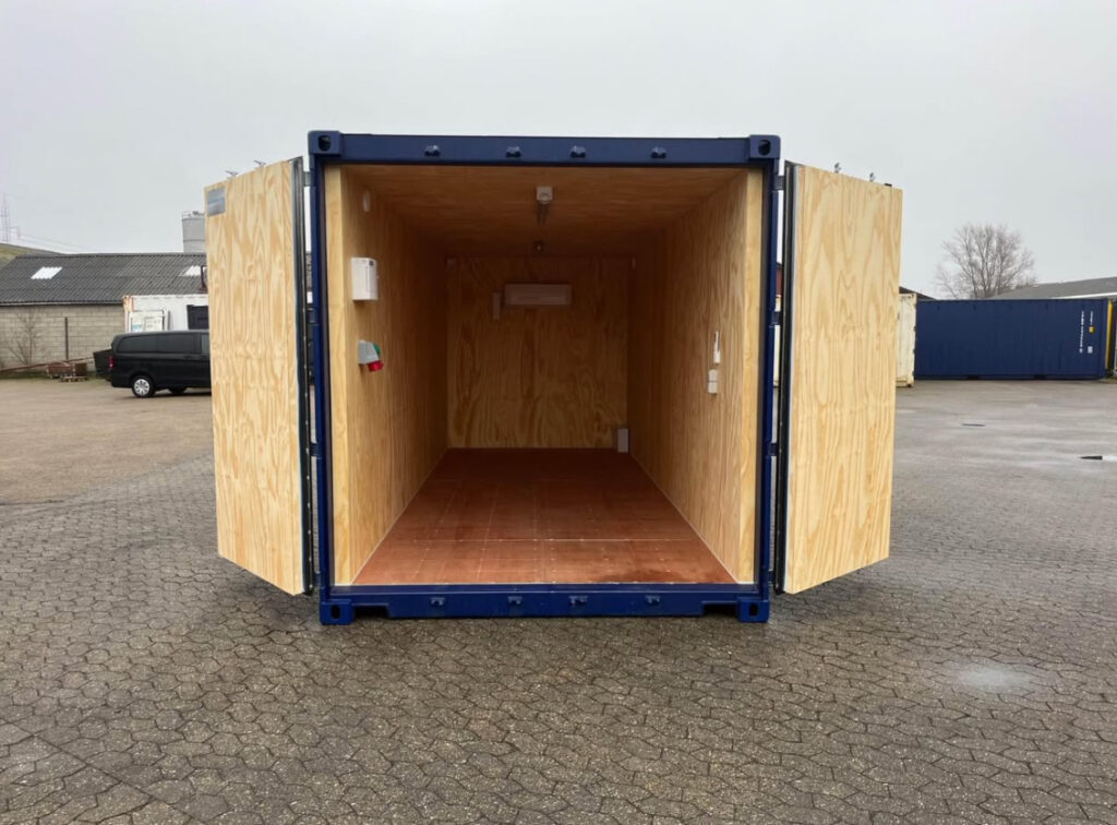20ft Insulated Shipping Container with Air Conditioning for sale Australia